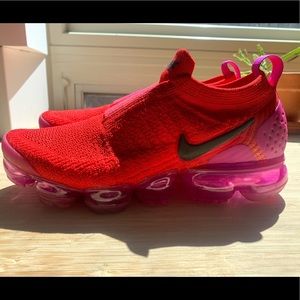 Women’s Nike Flyknit Vapormax moc